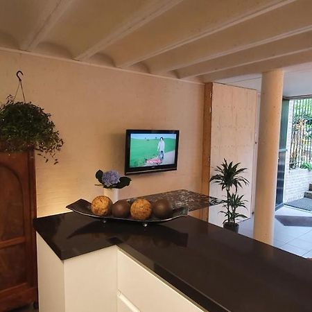 Waar Maas & Waal..... Apartman Woudrichem Kültér fotó