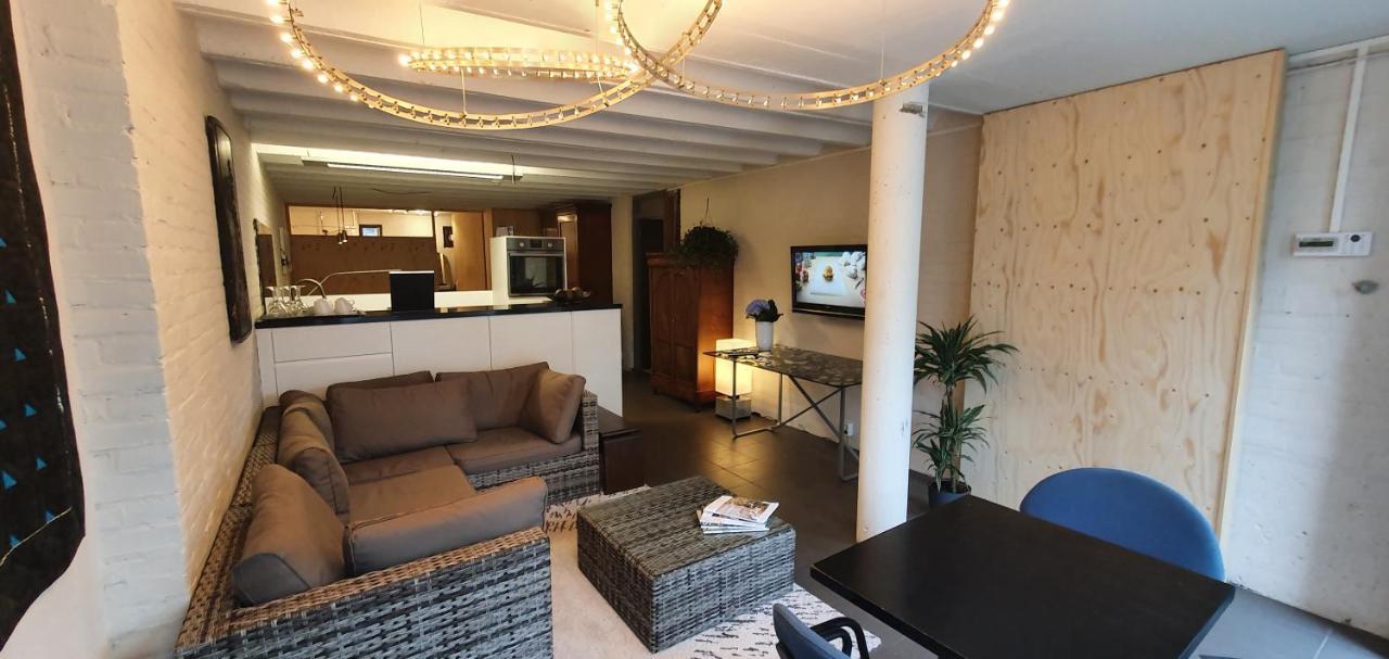 Waar Maas & Waal..... Apartman Woudrichem Kültér fotó