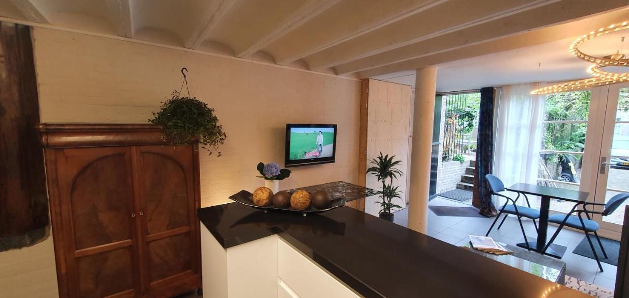 Waar Maas & Waal..... Apartman Woudrichem Kültér fotó