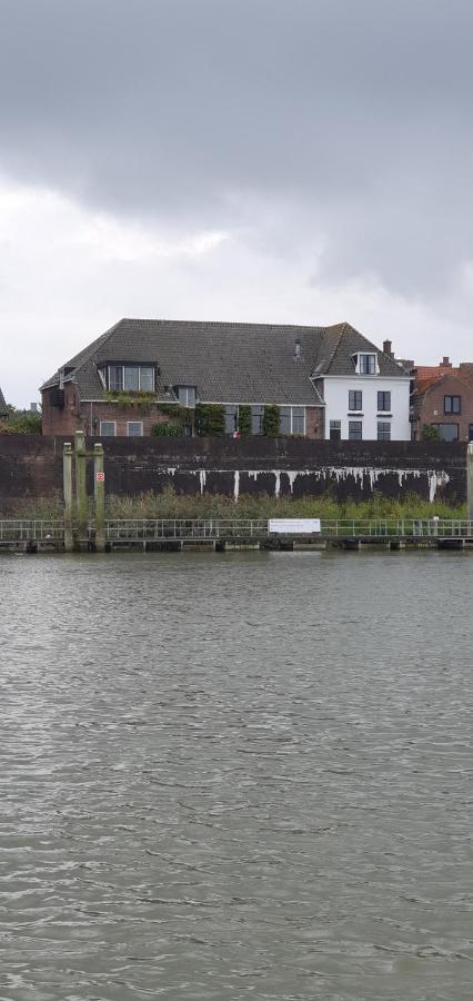 Waar Maas & Waal..... Apartman Woudrichem Kültér fotó